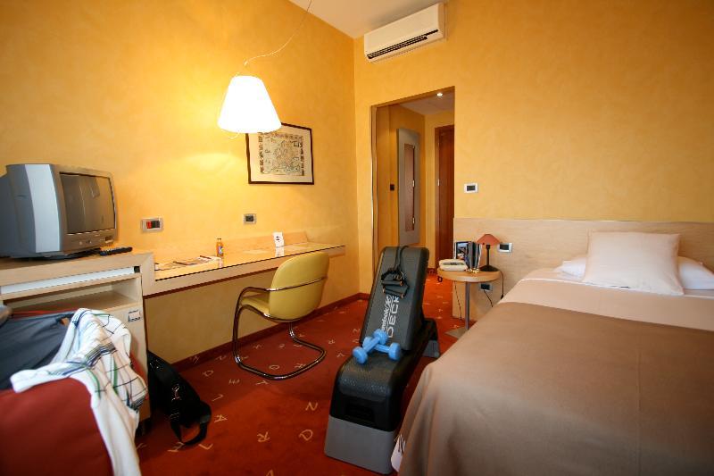 Hotel Alexandra Turin Exteriör bild